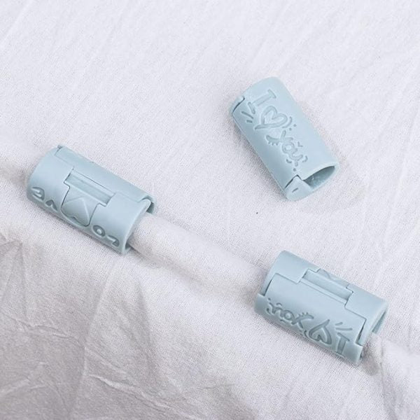 Mattress Bedsheet Fixing Clips | Bed Sheet Holder | Anti-skid Buckle Bed Cover Grippers (random Color)