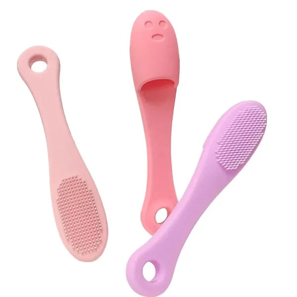 Silicone Facial Finger Nose Brush Face Cleaner Blackhead Remover – Silicone Face Cleaner Blackhead Remover Brush Cleanser Nose Pore Brush Finger Scruber Tool Facial Skin Cleaner Massage Brush ( Random Color )