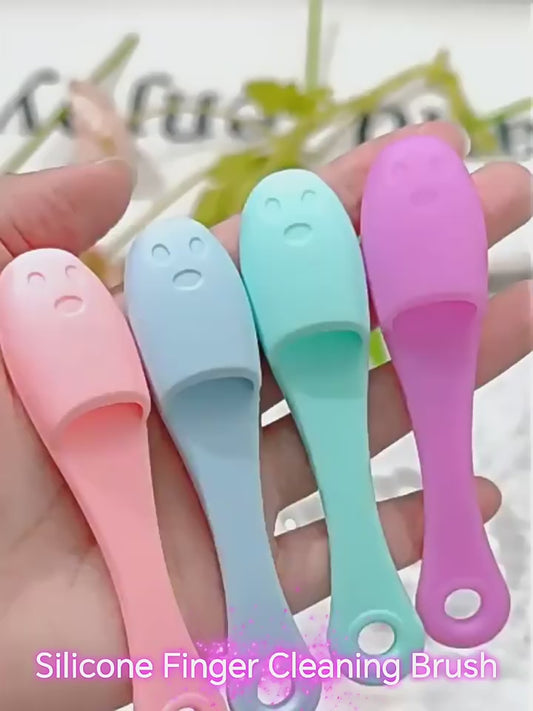 Silicone Facial Finger Nose Brush Face Cleaner Blackhead Remover – Silicone Face Cleaner Blackhead Remover Brush Cleanser Nose Pore Brush Finger Scruber Tool Facial Skin Cleaner Massage Brush ( Random Color )